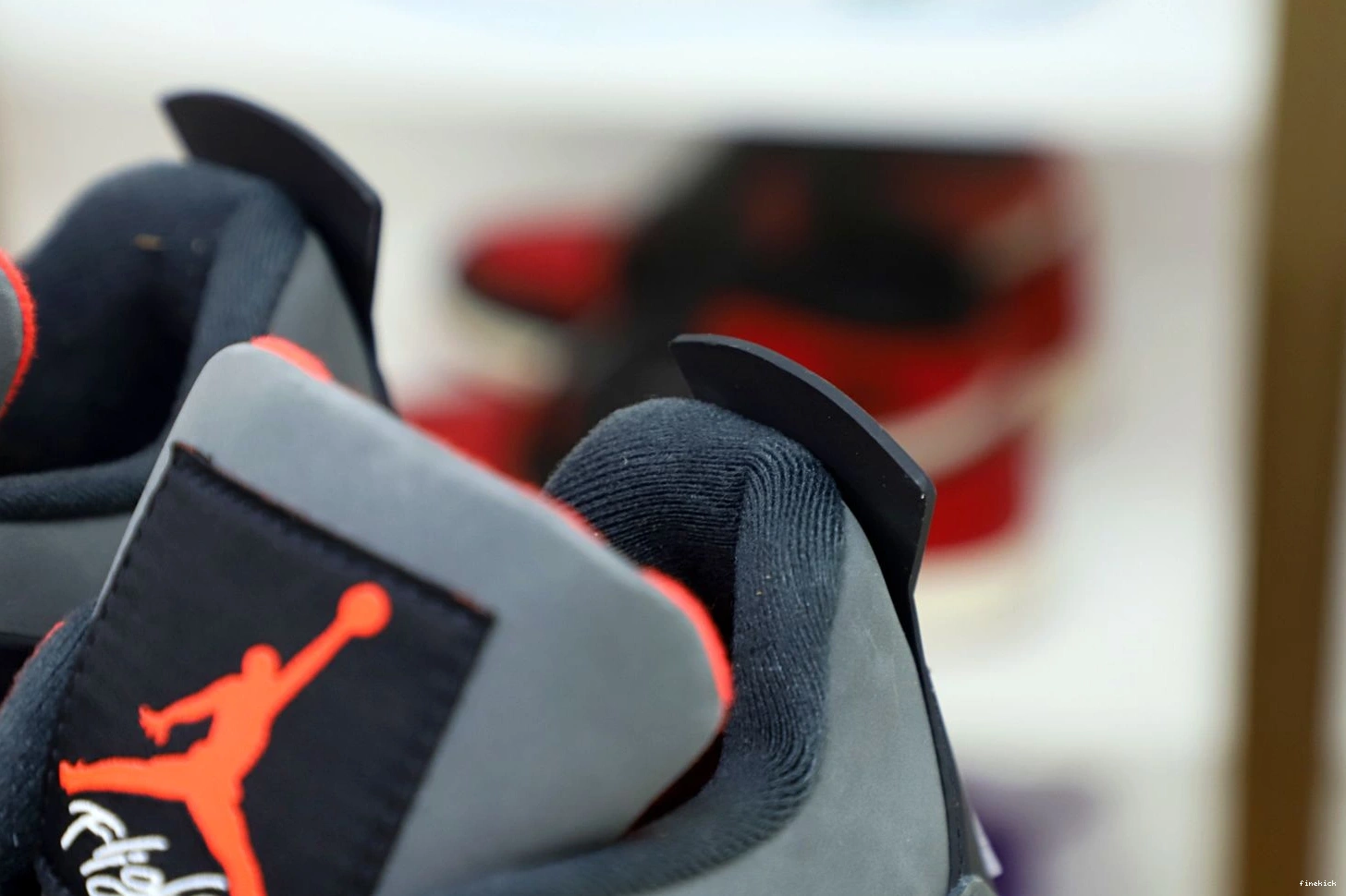 4 AIR JORDAN INFRARED 1013